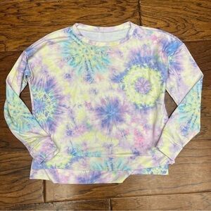 Onzie flow tie dye sweatshirt